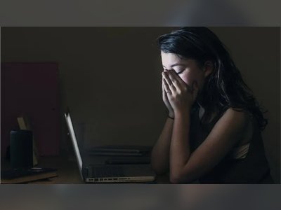 Cyberbullying Affects One in Six Teens, Study Shows