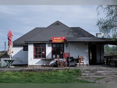 Mysterious Decline of Local Pubs Leaves Hungarian Village Pondering