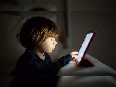 More and More Primary School Children Own Mobiles or Tablets